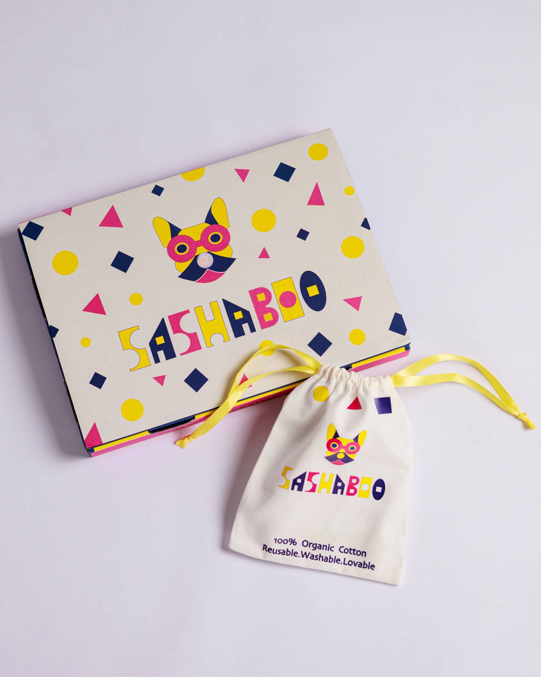 Premium SASHABOO gift-ready set including the TeeBoo™ interactive kids T-shirt and  BooPatch™ collection.