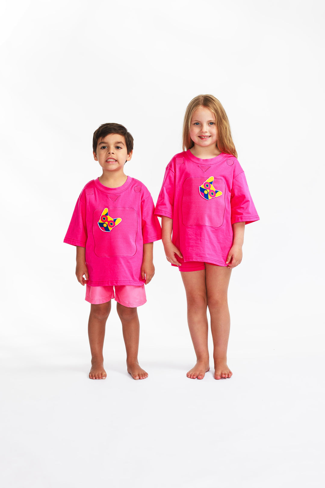 TeeBoo™ Oversized Kids Shirt – With StickyBooPad™ Zones