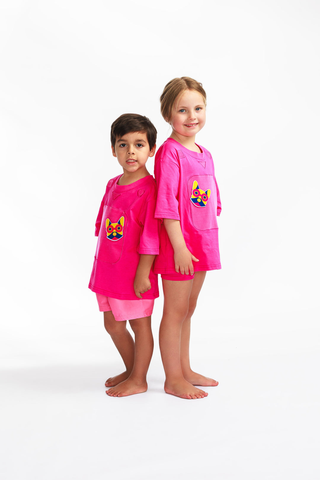 TeeBoo™ Oversized Kids Shirt – With StickyBooPad™ Zones